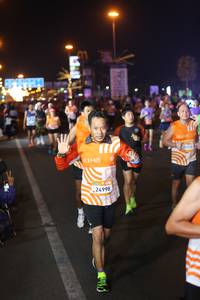 BIB: 214, 24998, 22510
                            <button type="button" onclick="openModal(23196641)" class="btn btn-primary btn-sm float-right btn-popup" data-toggle="modal" data-target=".modal-high-quality">
                        <i class="fas fa-shopping-cart"></i> Add to Cart
                    </button>
                                            <button type="button" onclick="isThisMe(23196641, true)" class="btn btn-success btn-sm float-right btn-popup btn-isme hidden" data-toggle="tooltip" data-placement="bottom" title="นี่คือรูปของคุณใช่ไหม คลิกที่นี่เพื่อเอาเข้าอัลบั้ม">
                        <i class="fas fa-plus"></i> Add to album
                    </button>
                    <button type="button" onclick="isThisMe(23196641, false)" class="btn btn-warning btn-sm float-right btn-popup btn-isnotme hidden">
                        <i class="fas fa-ban"></i> Remove from album
                    </button>